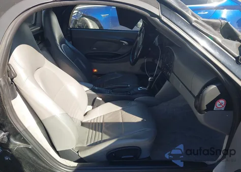 2000 Porsche Boxster from USA, damaged, VIN WP0CA2984YU627089